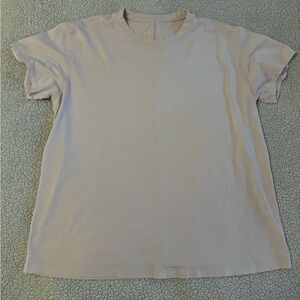 Lululemon T-shirt